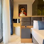 Burberry&sauna Whirlpool Turkish Bath Pool Bbq Βίλα *