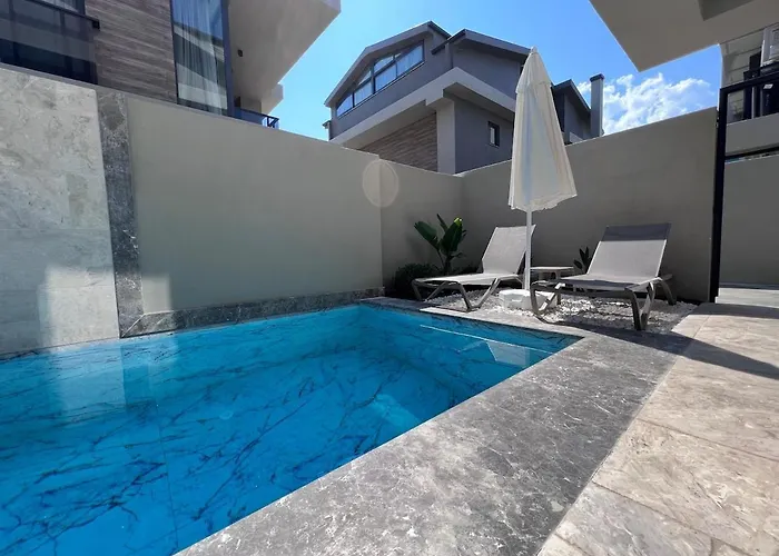 别墅 Burberry&sauna Whirlpool Turkish Bath Pool Bbq *