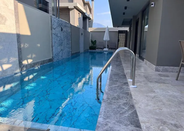 Burberry&sauna Whirlpool Turkish Bath Pool Bbq * Fethiye